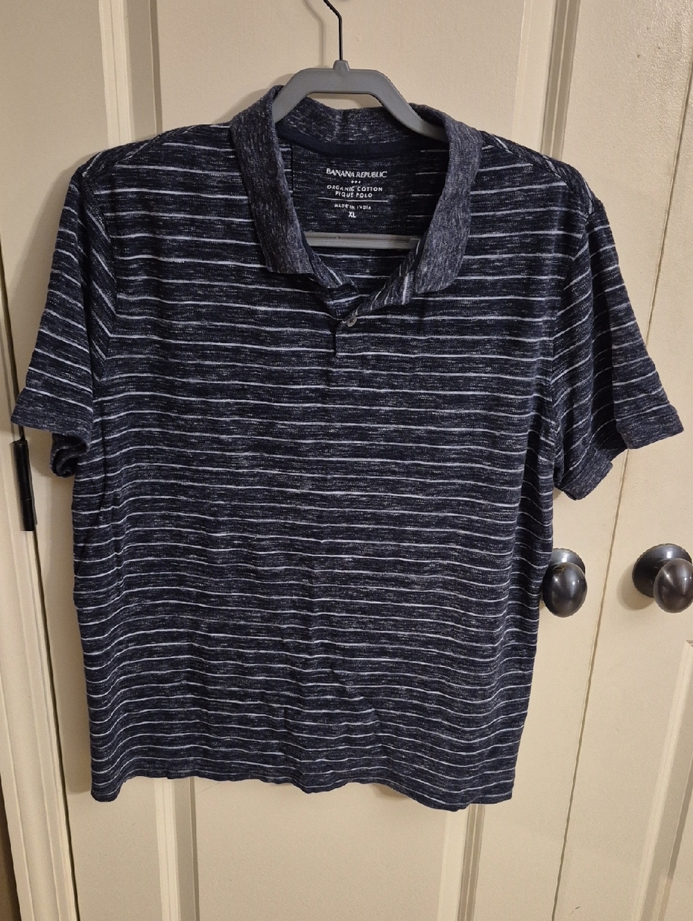 Banana Republic Men’s Dark Blue Heathered Stripe Polo